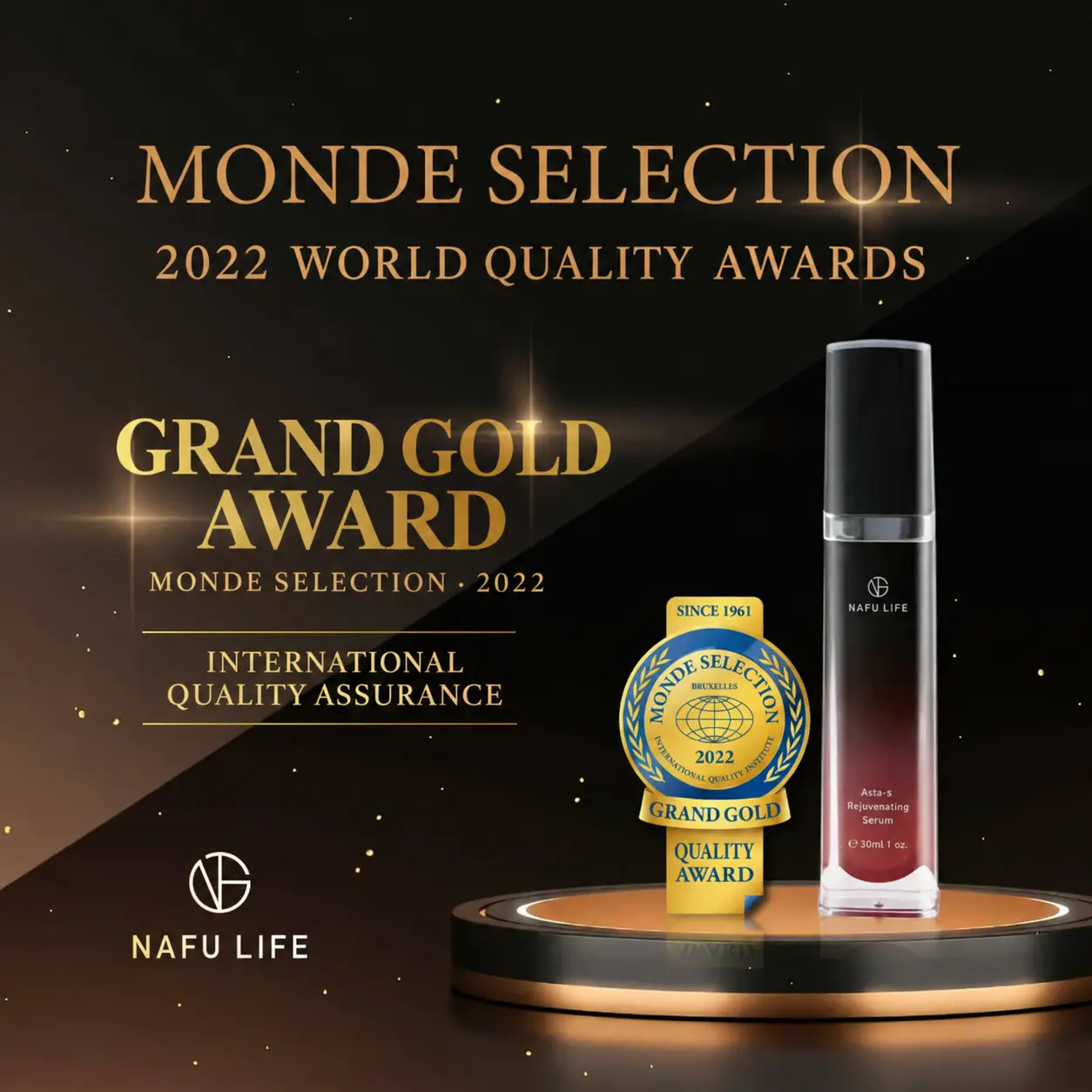 Asta-S Rejuvenating Serum beside the 2022 Monde Selection Grand Gold Quality Award medal